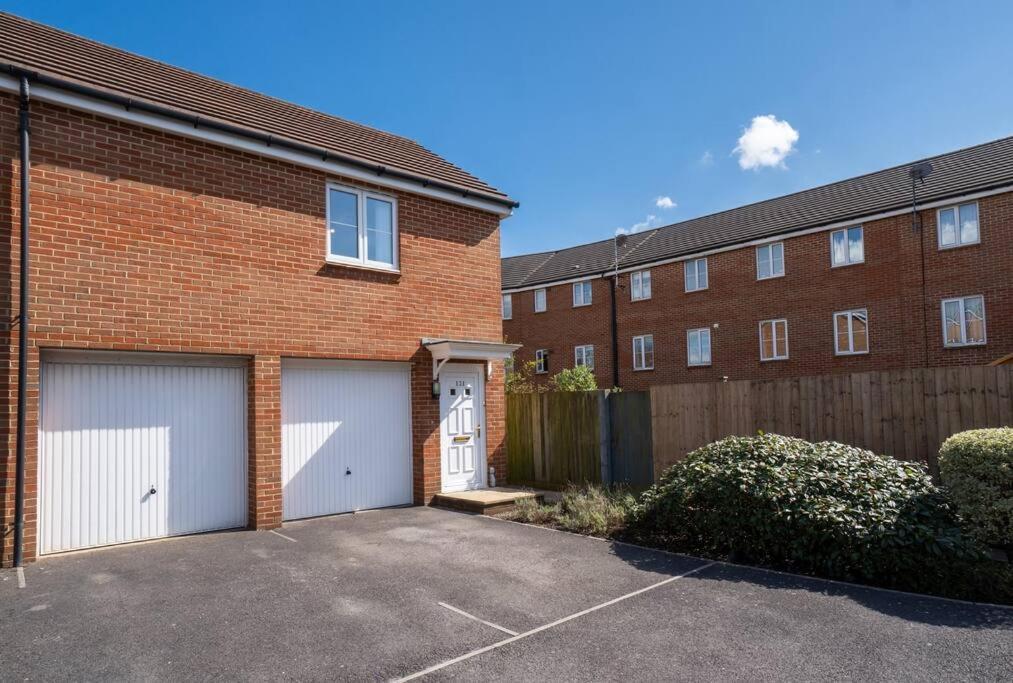 Bristol'S Coach House - 2 Bedroom Detached Apartment With Secure Parking Dış mekan fotoğraf